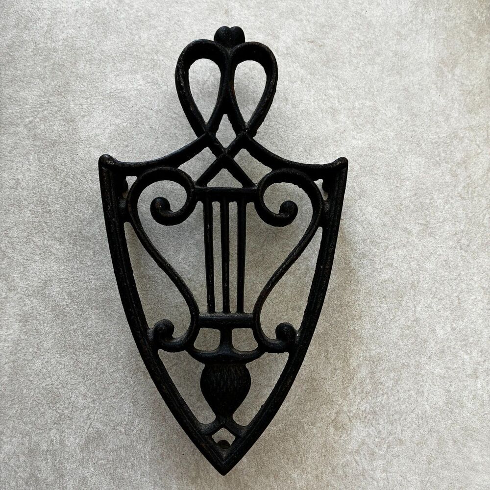Vintage Cast Iron Lyre Motif Flat Iron Trivet – Decorative Black Iron Stand